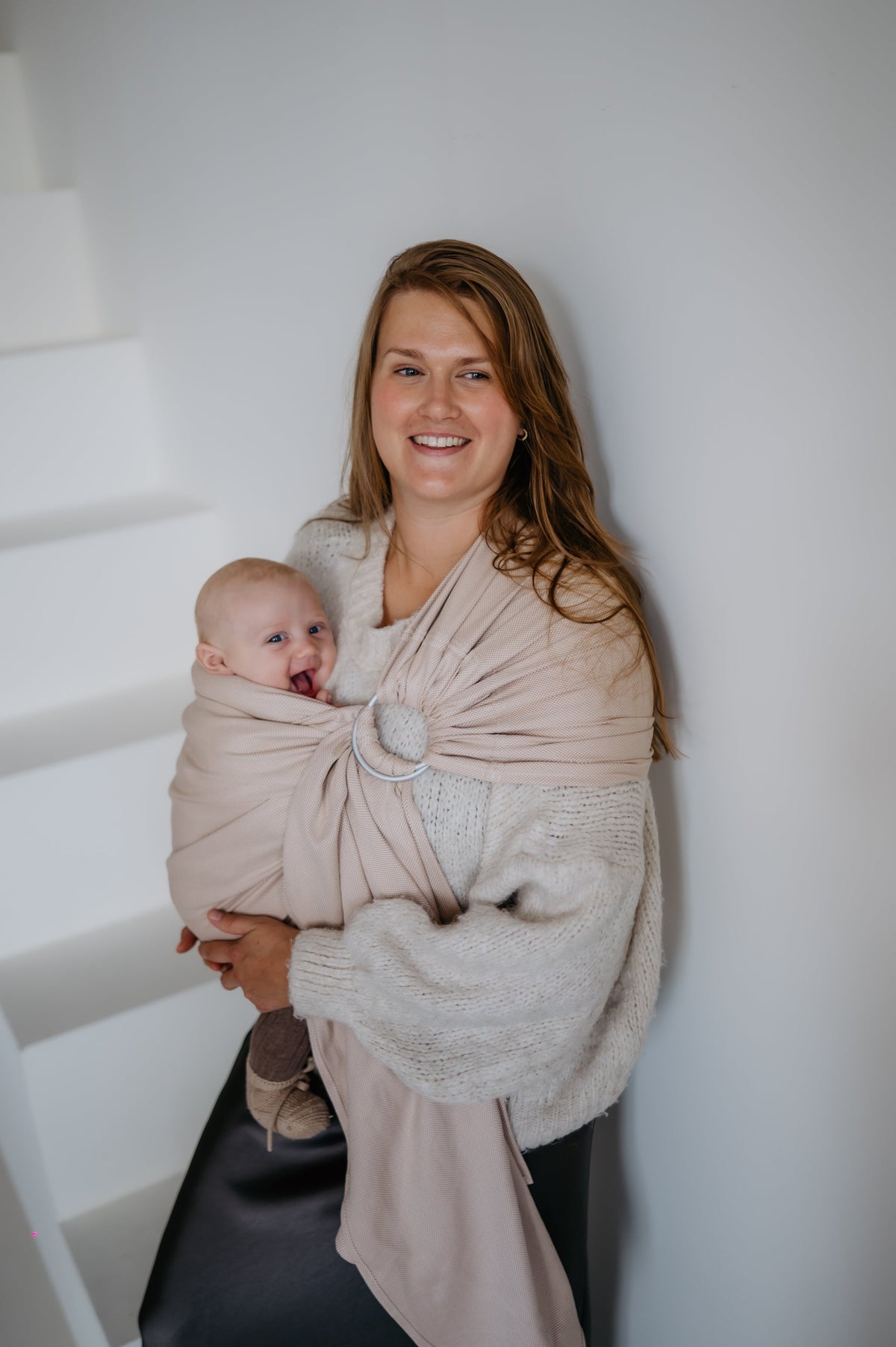 Baby in ringsling van pure baby love