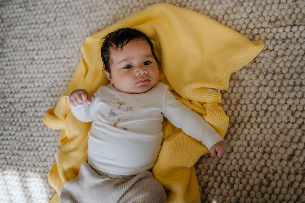 Wiegdeken katoen gele kleur pure baby love