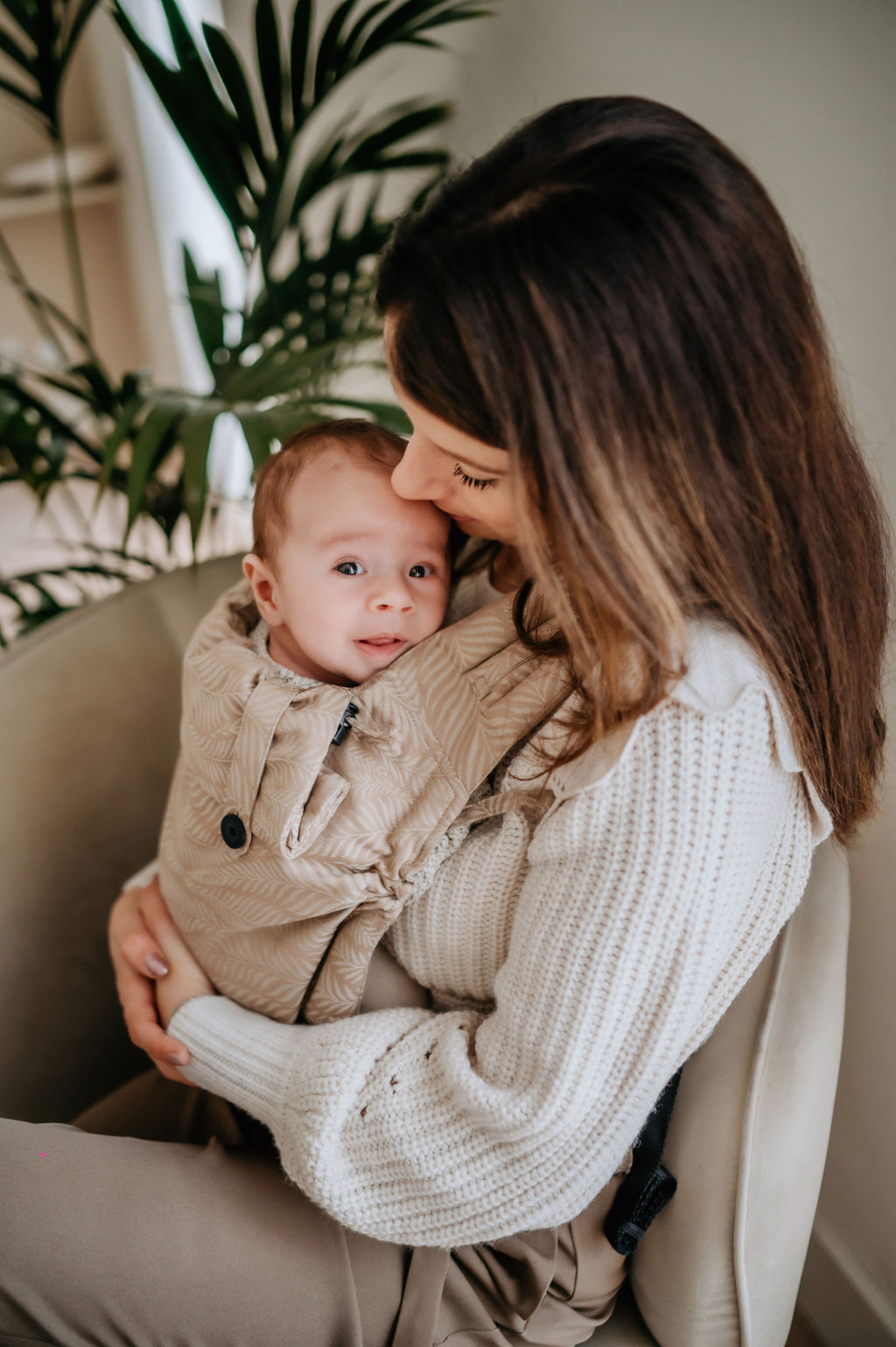 draagzak baby beige
